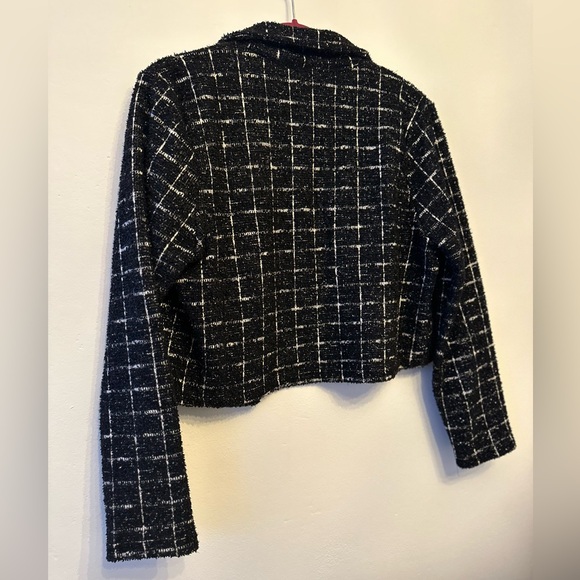 Elevate Your Wardrobe: Sincerely Jules Cropped Dress Jacket-Size Large - Picture 2 of 6